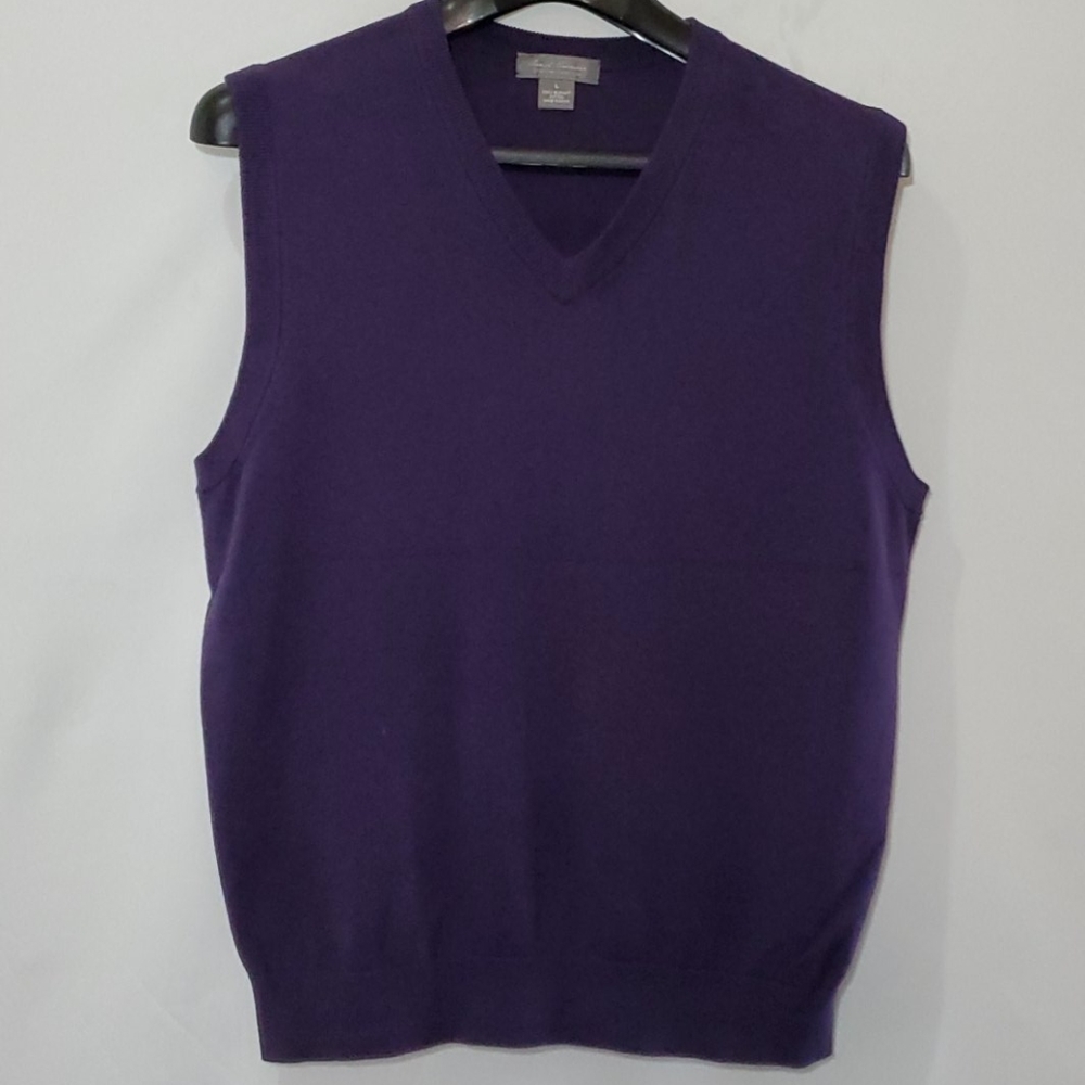 20% off 3! Daniel Cremieux V-Neck Sweater Vest L